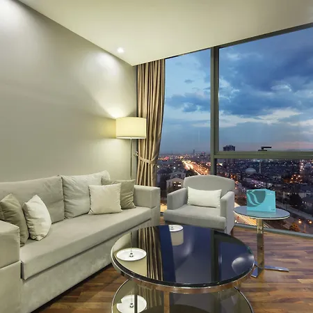 Ramada Plaza By Wyndham