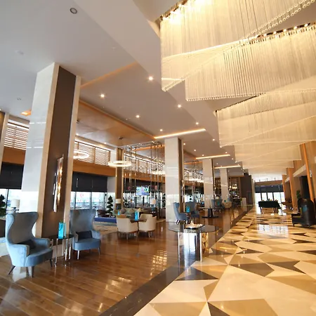 Hotel Ramada Plaza By Wyndham