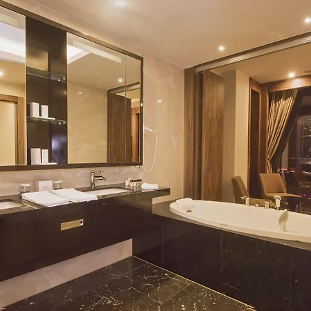 Ramada Plaza By Wyndham 5*