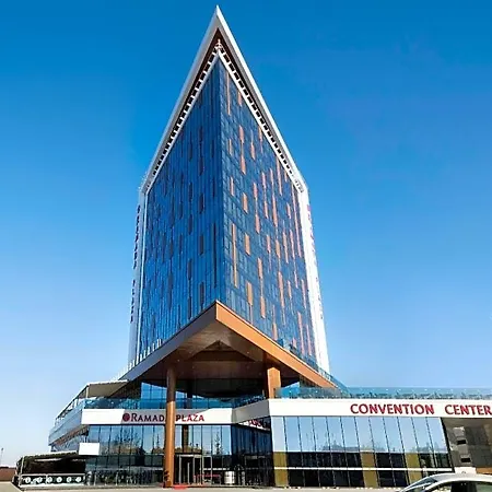 Otel Ramada Plaza By Wyndham 5*