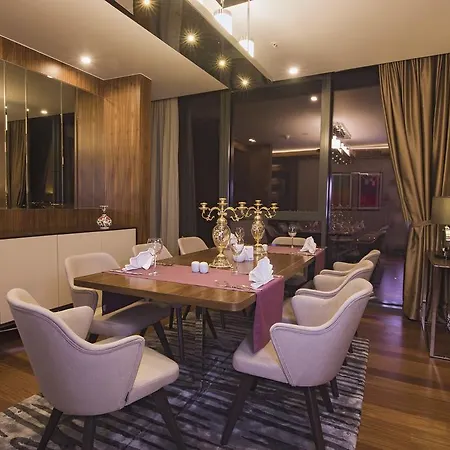Hotel Ramada Plaza By Wyndham 5*