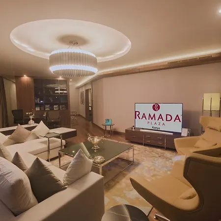 Ramada Plaza By Wyndham Otel 5*