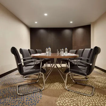 酒店 Ramada Plaza By Wyndham 科尼亚