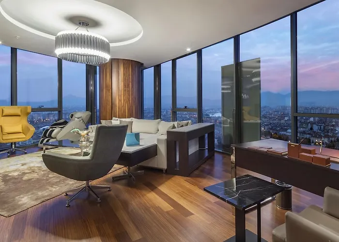 Hotel Ramada Plaza By Wyndham 5*