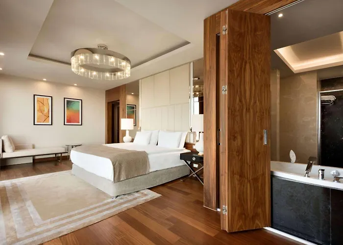 Hotel Ramada Plaza By Wyndham Konya