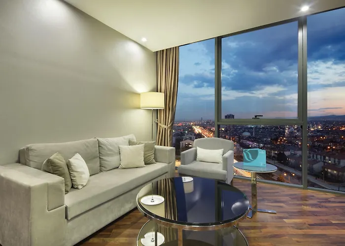 Ramada Plaza By Wyndham