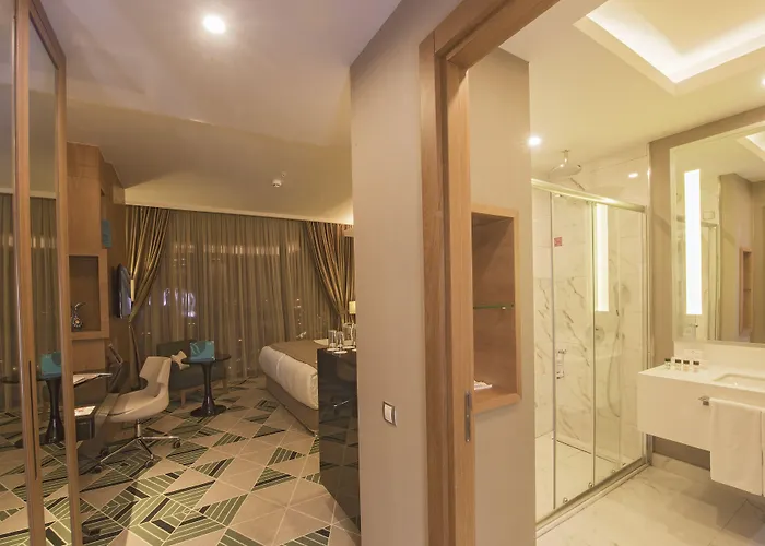 Ramada Plaza By Wyndham 5*